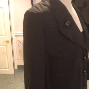 ⬇️price dropped Black 3/4 sleeve collared peat coat